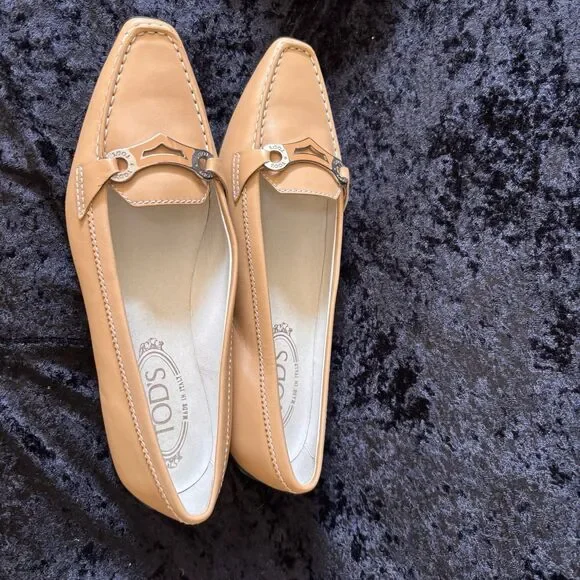 Tod’s Beige Size 7 Loafers - Picture 2 of 8